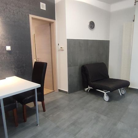 Belvarosi Apartman Beci Exterior foto