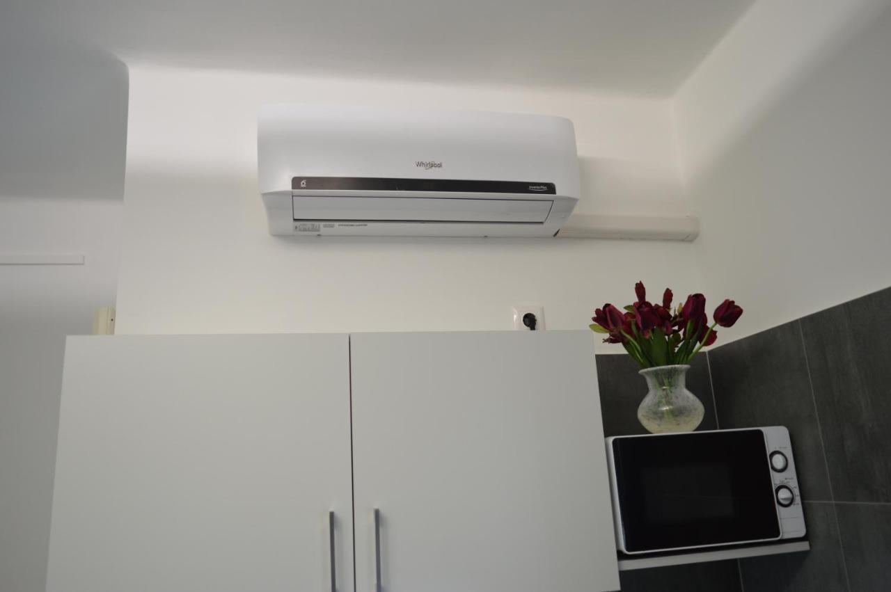 Belvarosi Apartman Beci Exterior foto