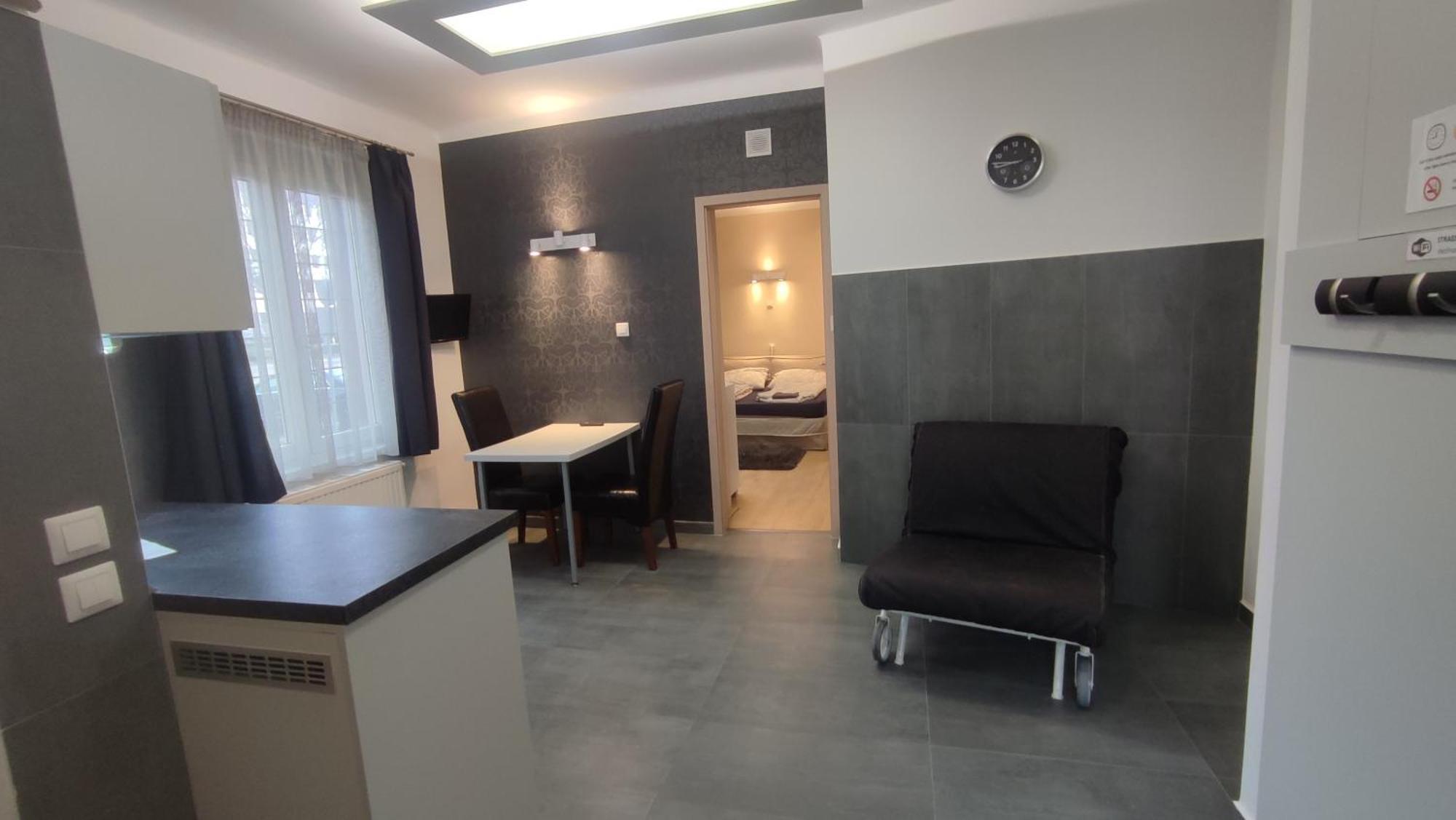 Belvarosi Apartman Beci Exterior foto