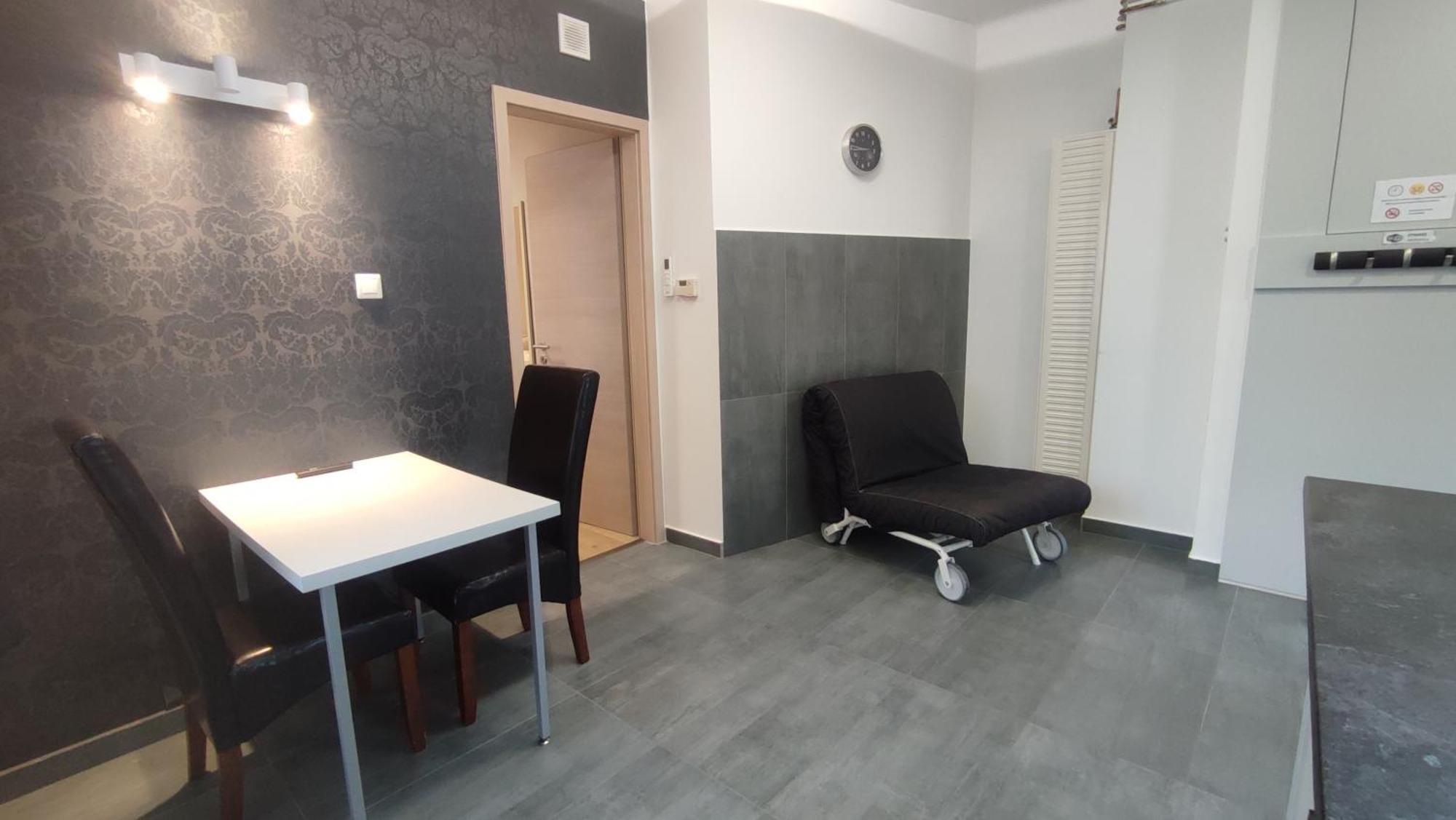 Belvarosi Apartman Beci Exterior foto