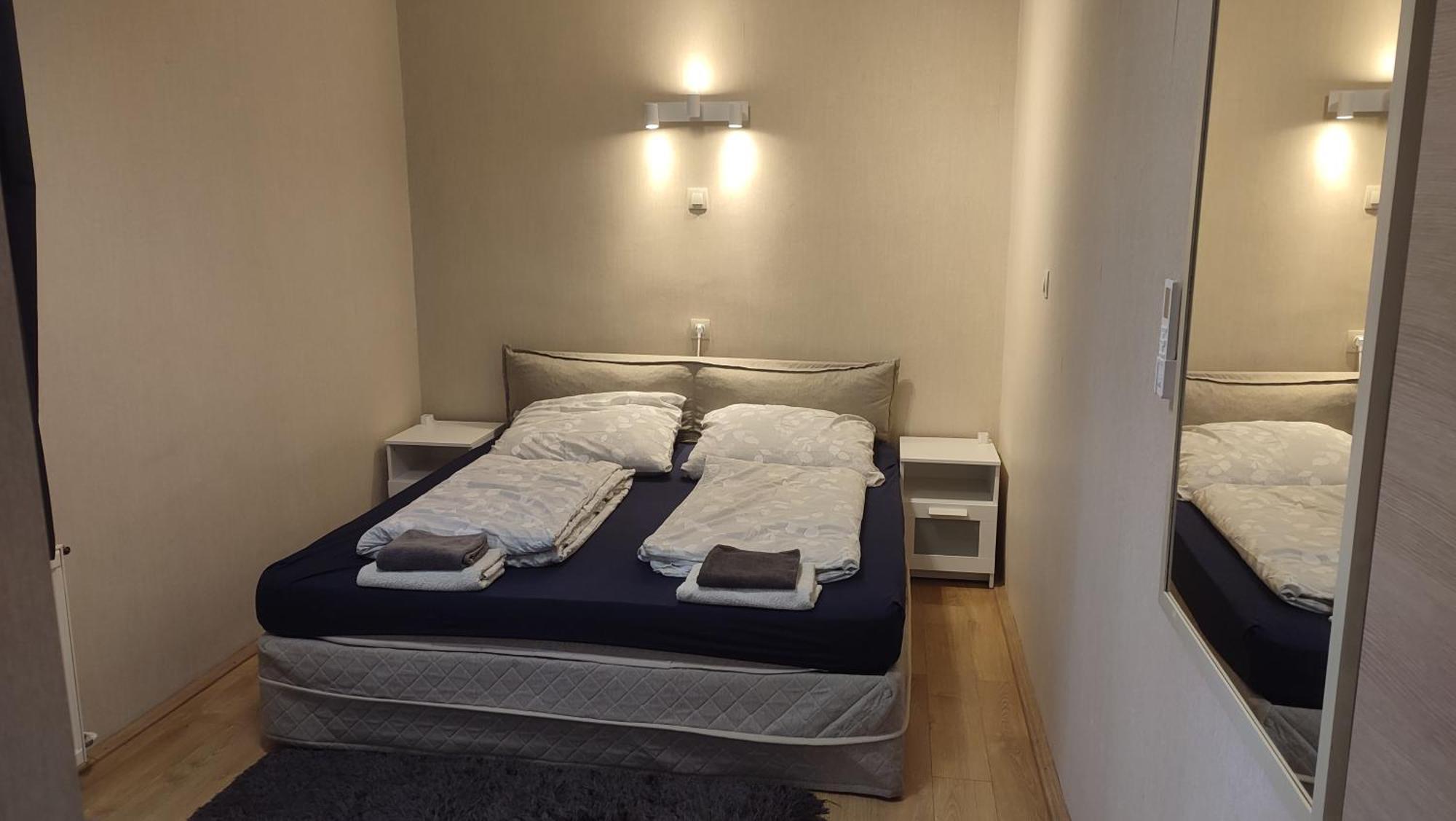 Belvarosi Apartman Beci Exterior foto