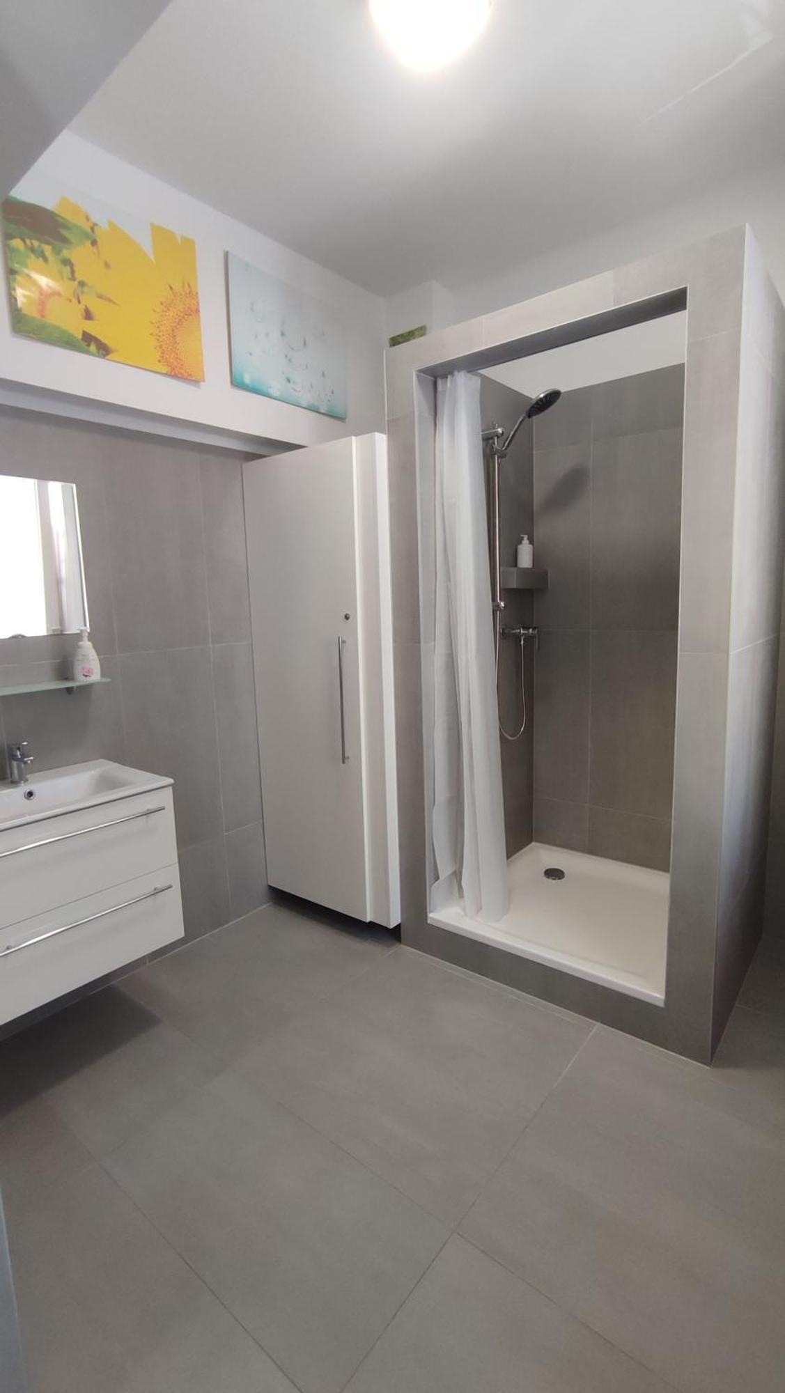 Belvarosi Apartman Beci Exterior foto